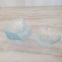 8 petits plats ramequins en forme de Coquillage en verre transparent