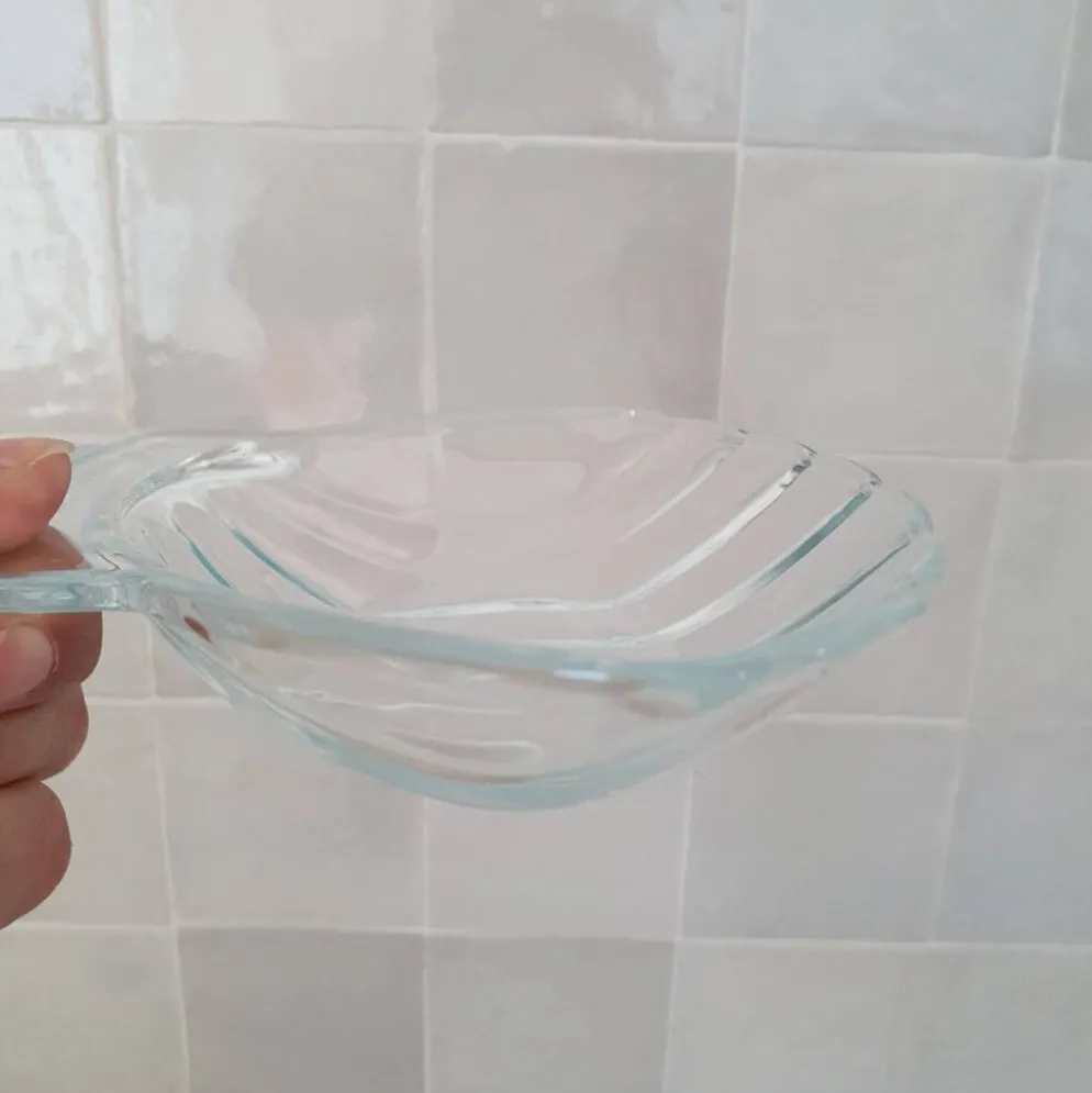 8 petits plats ramequins en forme de Coquillage en verre transparent