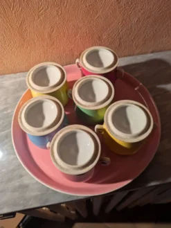 6 petits pots de crème en porcelaine de limoges avec plateau