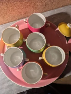 6 petits pots de crème en porcelaine de limoges avec plateau