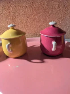 6 petits pots de crème en porcelaine de limoges avec plateau