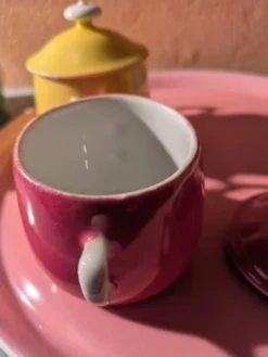 6 petits pots de crème en porcelaine de limoges avec plateau