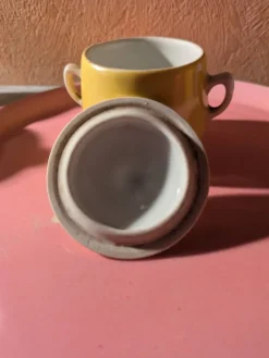 6 petits pots de crème en porcelaine de limoges avec plateau