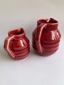 2 petits pots à lait et à crème Onnaing art déco rouge