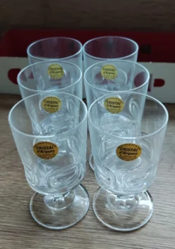 6 petits verres en cristal trempé d'environ 10 cl