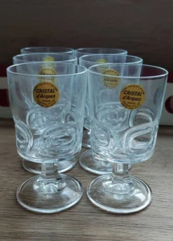 6 petits verres en cristal trempé d'environ 10 cl