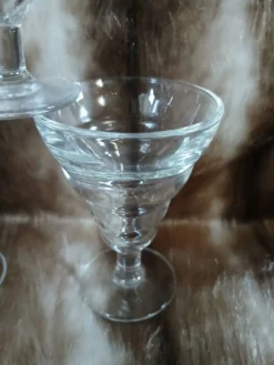 6 petits verres à pieds vintages Duralex