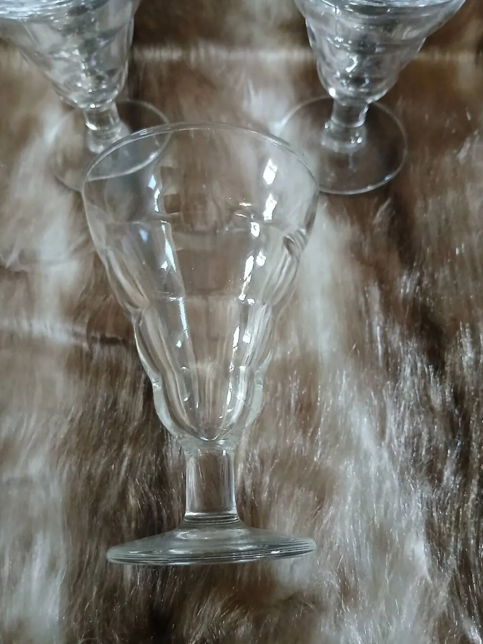 6 petits verres à pieds vintages Duralex