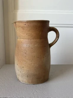 Pichet ancien en grès