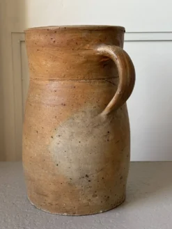 Pichet ancien en grès