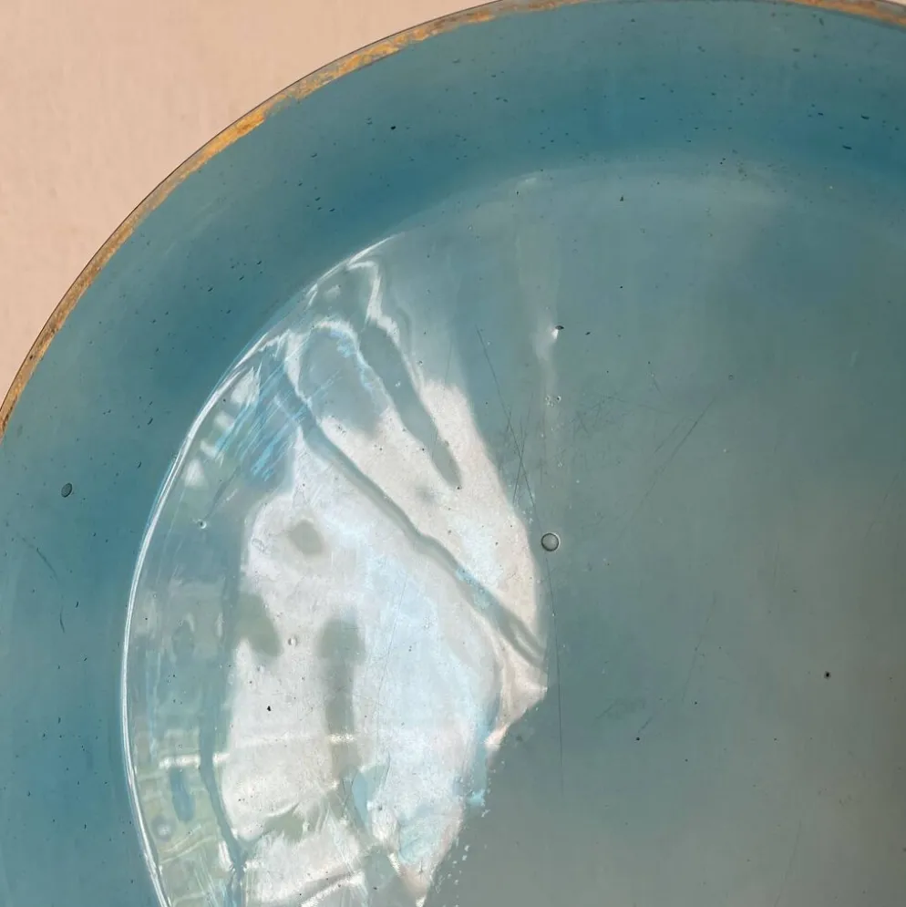 Pichet ancien en verre et plateau