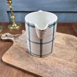 Pichet ancien Moulin des Loups à carreaux verts – Broc vase déco campagne