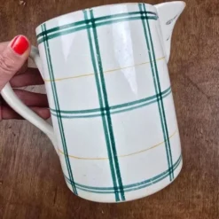 Pichet ancien Moulin des Loups à carreaux verts – Broc vase déco campagne