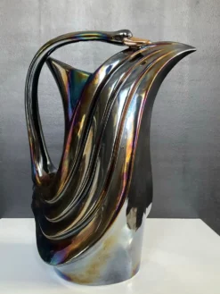 Pichet Bassano Italy en céramique irisée des années 70