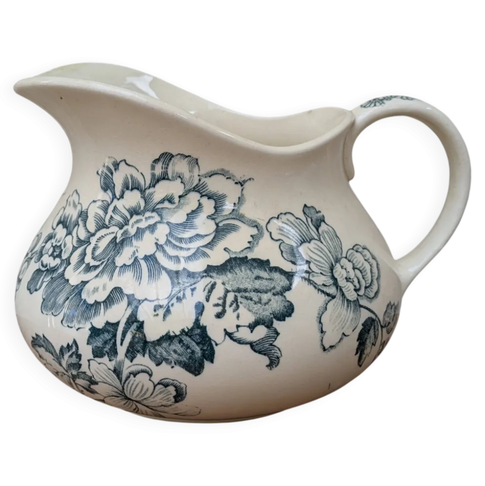 Pichet broc à eau en terre de fer à décor floral bleu