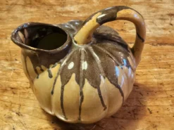 Pichet citrouille vintage en terre cuite vernissée, années 30