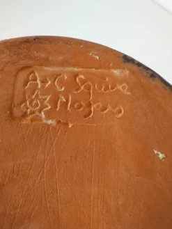 Pichet en faïence artisanal (Bourgogne)