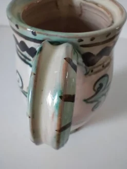 Pichet en faïence artisanal (Bourgogne)