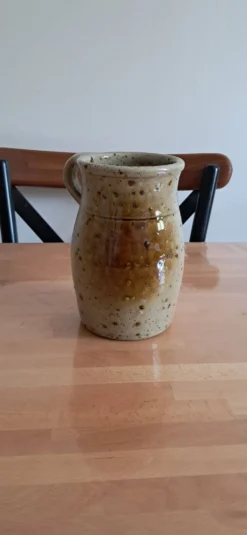 Pichet en grès pyrite signé Jacques vilain