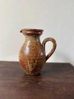 Pichet en grès pyrité vintage