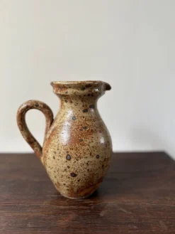 Pichet en grès pyrité vintage