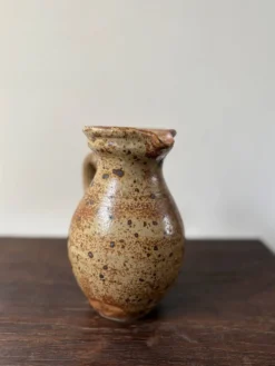 Pichet en grès pyrité vintage