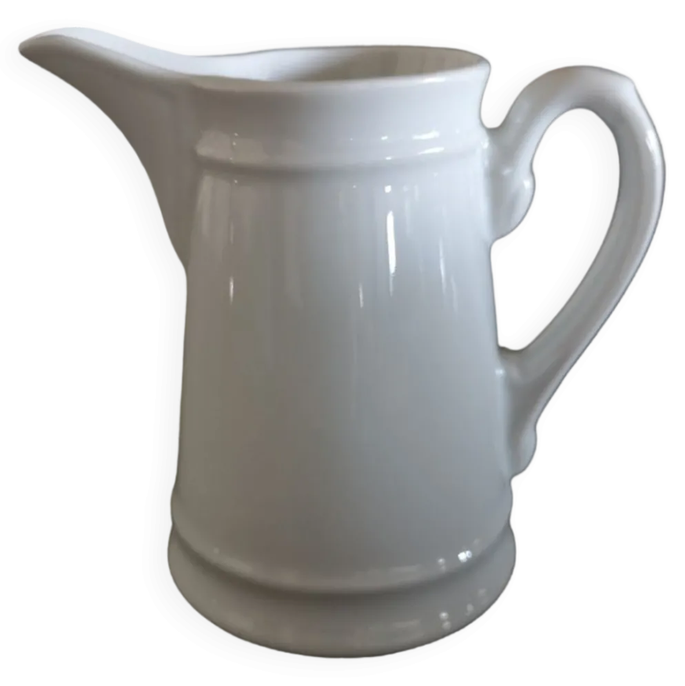 Pichet en porcelaine - Début 20ème