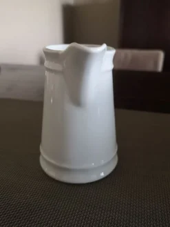 Pichet en porcelaine - Début 20ème