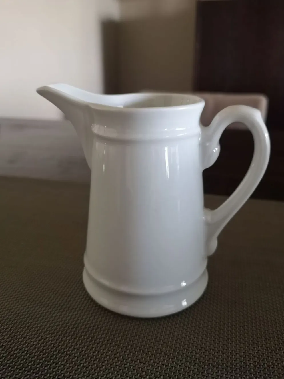 Pichet en porcelaine - Début 20ème