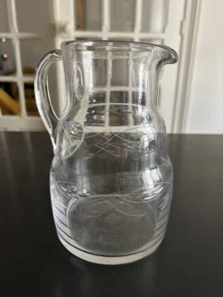 Pichet en verre années 50