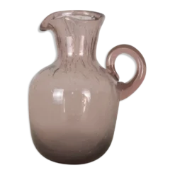 Pichet en verre bullé rose