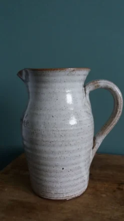 Pichet et 4 verres en grès émaillé signé, Aizenay Vendée