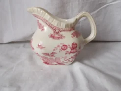 Pichet faience Mason's