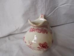Pichet faience Mason's