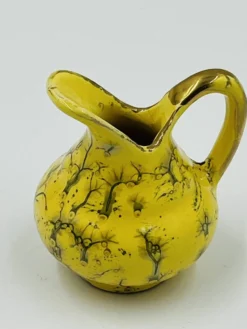 Pichet miniature de collection jaune et or fin