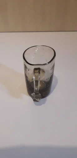 Pichet miniature en verre bullé soufflé couleur fumé