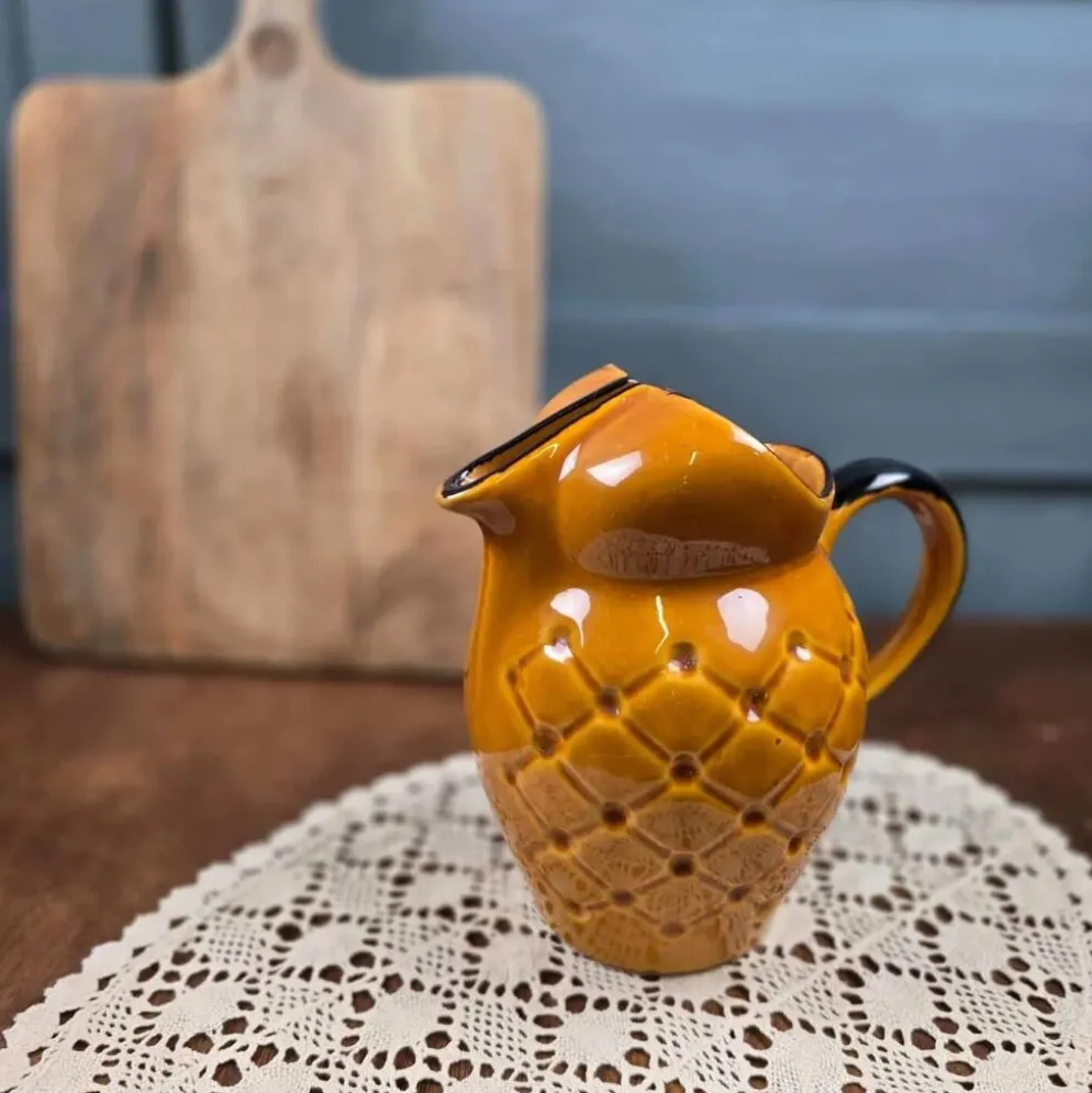 Pichet Mireille vintage en céramique jaune – Décor capitonné façon ananas années 70