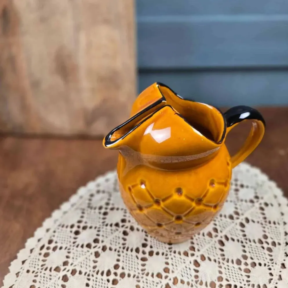 Pichet Mireille vintage en céramique jaune – Décor capitonné façon ananas années 70