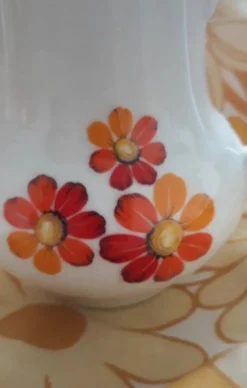 Pichet porcelaine Winterling