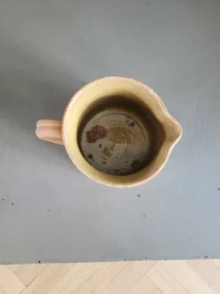Pichet pot à lait ancien en terre cuite vernissée
