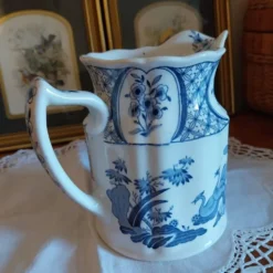 Pichet, pot à lait anglais Victorian Furnival Old Chelsea