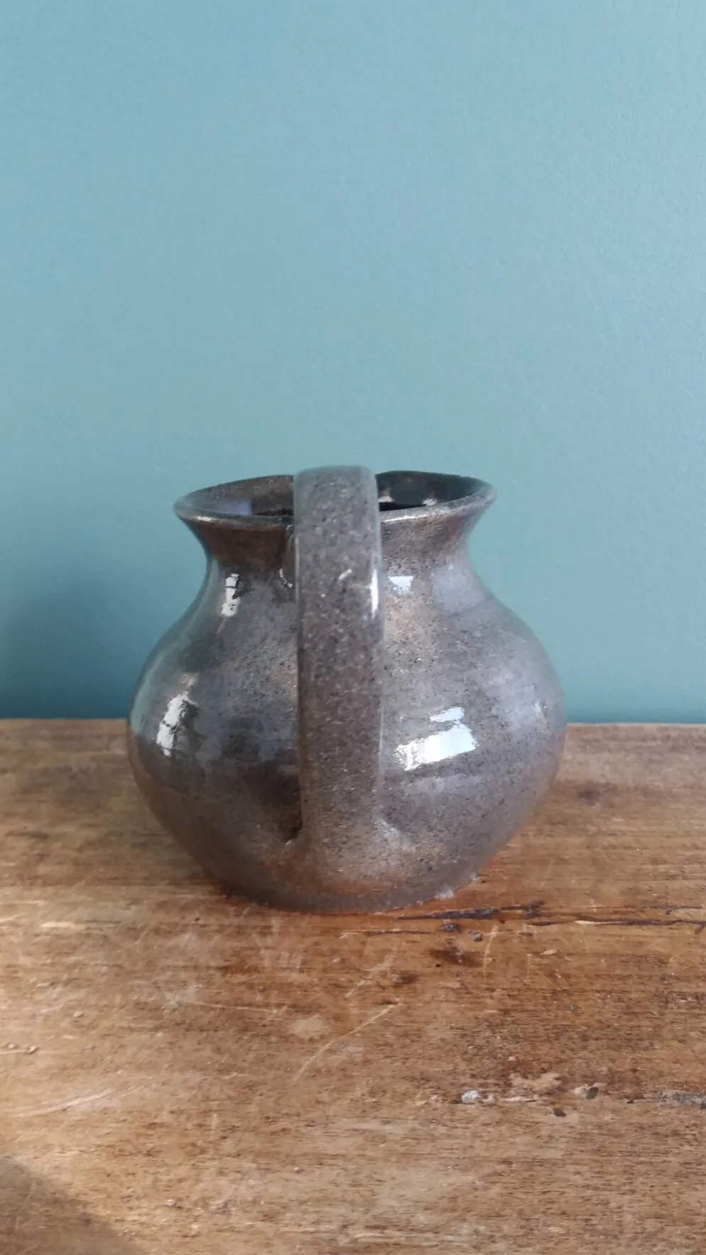 Pichet pot à lait en céramique artisanale signé Pierre Tézière, Beceleuf