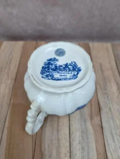 Pichet / pot à lait Sarreguemines Romantique bleu – décor champêtre – faïence vintage