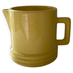 Pichet rétro jaune