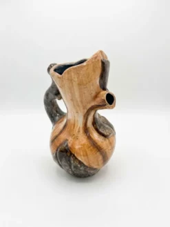 Pichet sculptural en céramique 1950-1960, signé Cérart