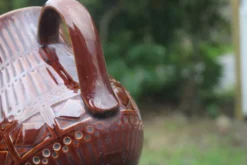 Pichet vintage Digoin Sarreguemines en céramique émaillée brune