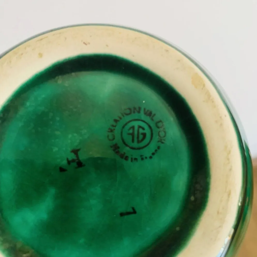 Pichet vintage en céramique émaillée verte – Grandjean Jourdan Vallauris