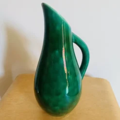 Pichet vintage en céramique émaillée verte – Grandjean Jourdan Vallauris