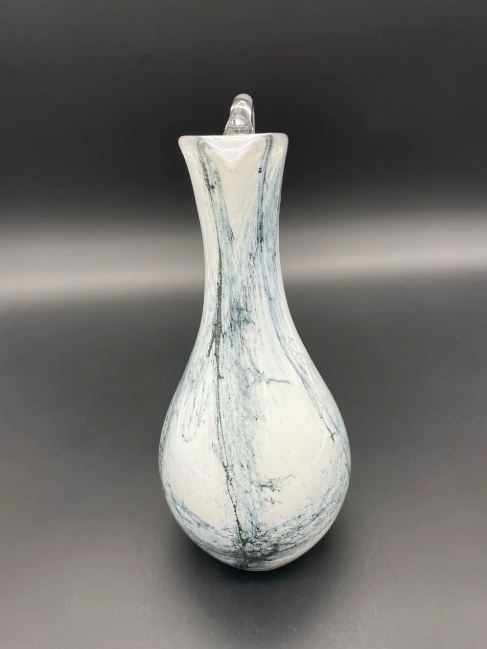Pichet vintage en verre soufflé blanc et gris, style Murano