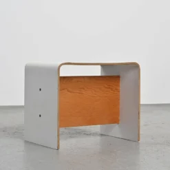 Pierre Guariche, paire de tables de chevet pour la Plagne, vers 1968